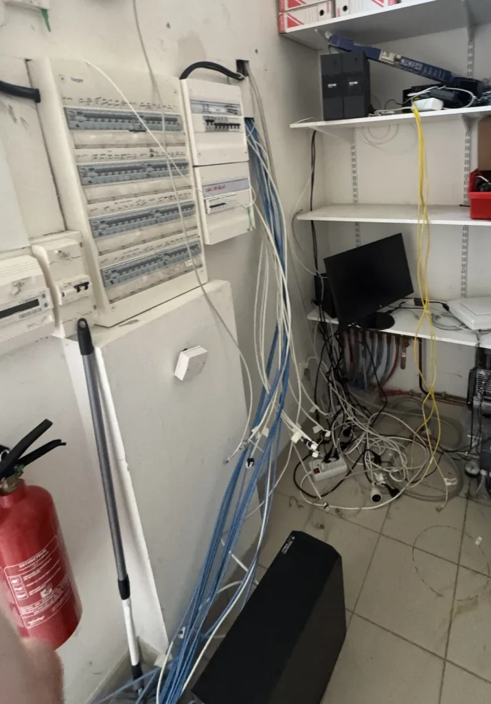 faisceau cables reseau sans reperage